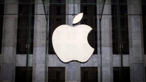 An Apple logo hangs above the entrance to the Apple store on 5th Avenue in the Manhattan borough of New York City, July 21, 2015. REUTERS/Mike Segar/File Photo