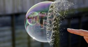 Cryptocurrency bubble