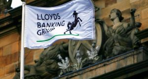 Lloyds bans crypto payments